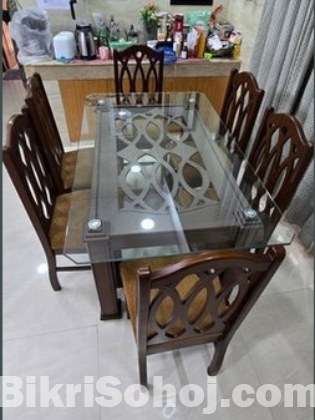 Urgent Sell Of 6 Seater Glass Top Dining Table